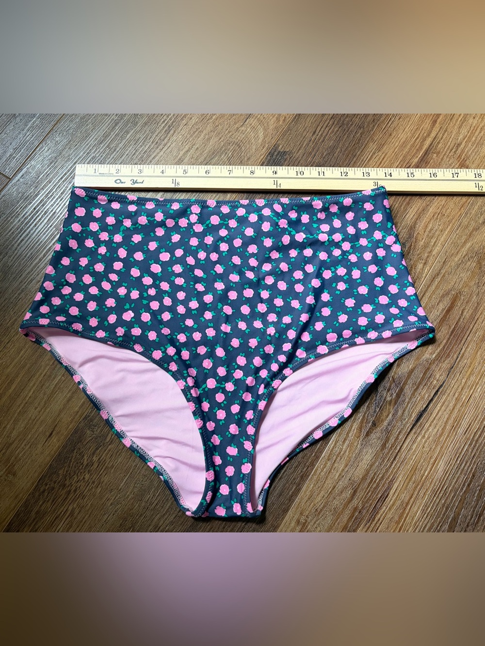 aerie High Waisted Navy & Pink flower Bottoms
